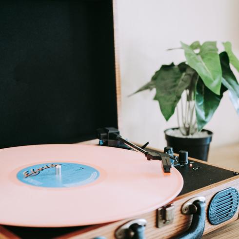 A close up of a record player