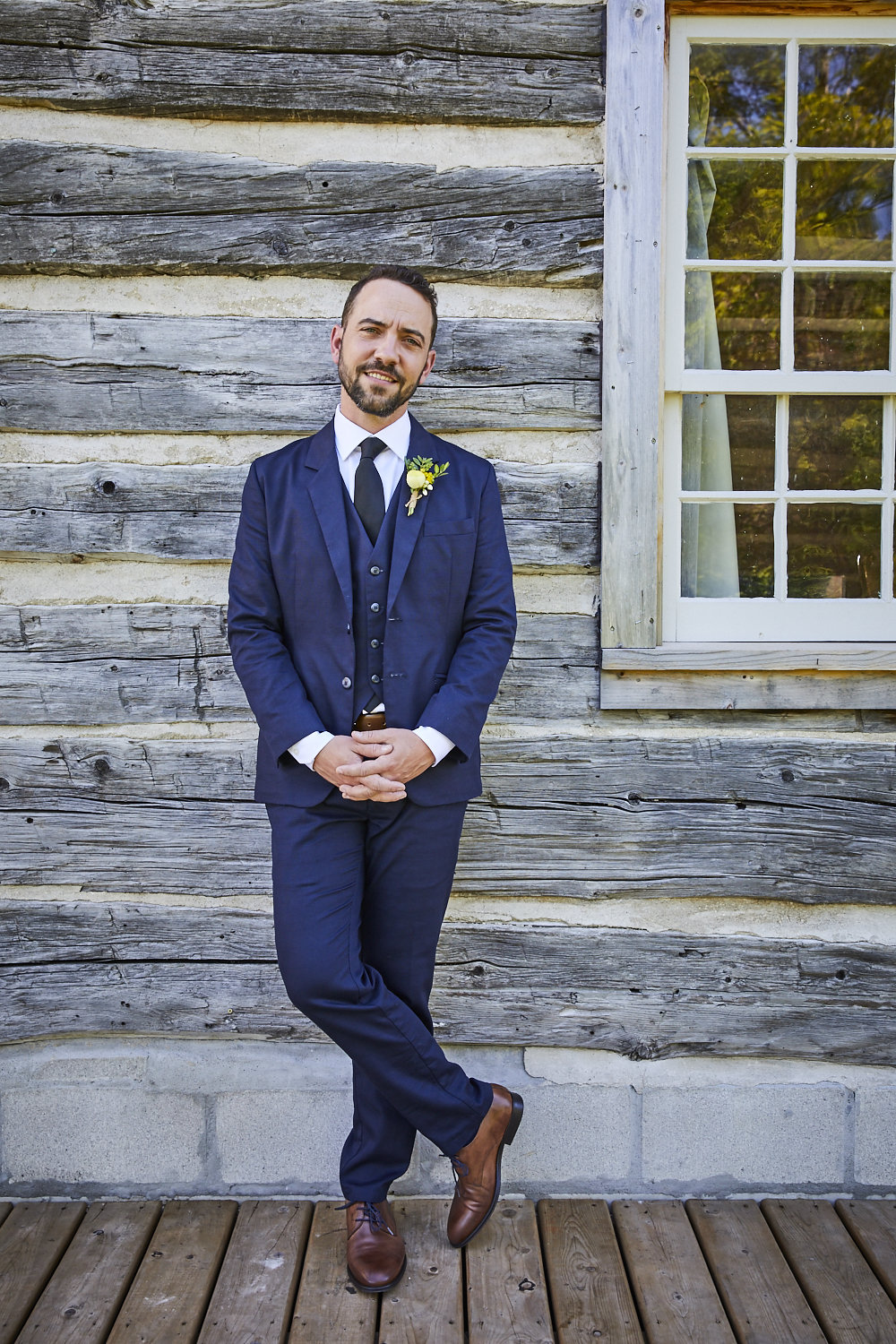 An inside look at Home Network star Sarah Keenleyside and singer/songwriter Justin Rutledge's wedding