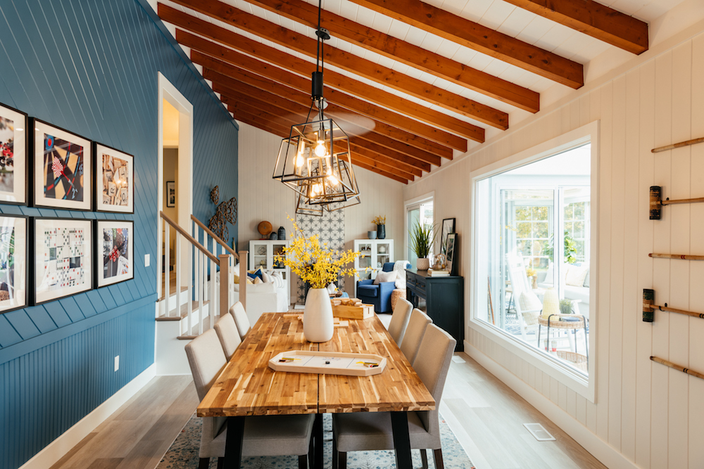 Living and dining room in a cottage