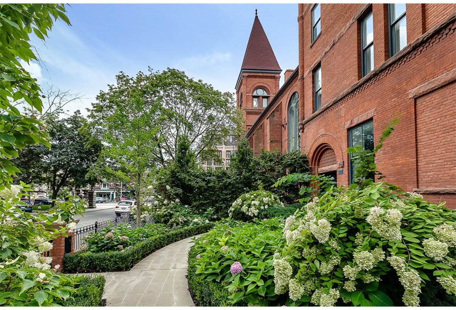 19th Century Church Townhouse: Toronto, ON