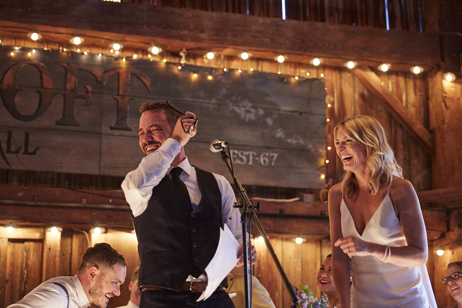 An inside look at Home Network star Sarah Keenleyside and singer/songwriter Justin Rutledge's wedding