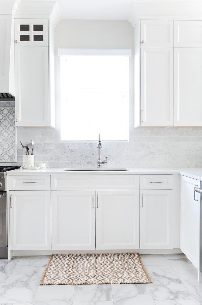 A Bianco Carrara subway tile backsplash