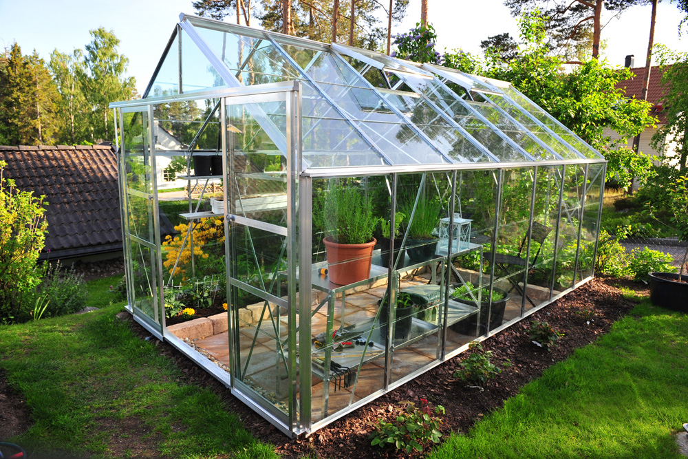 Small greenhouse