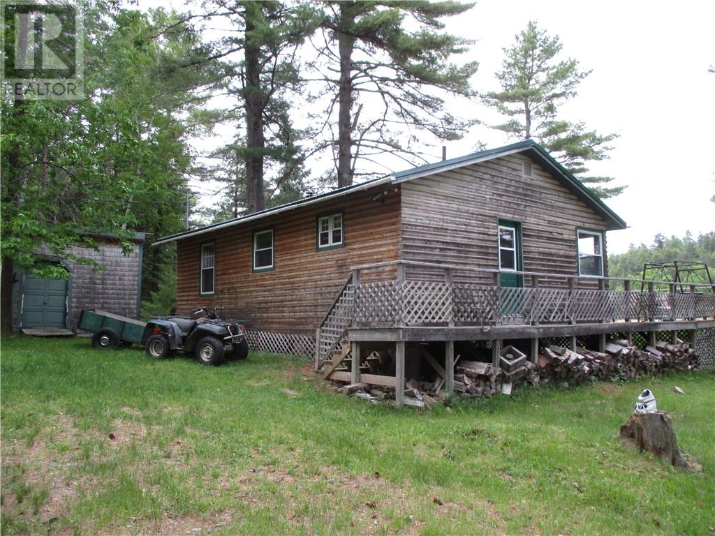 Riverfront Cottage in New Brunswick