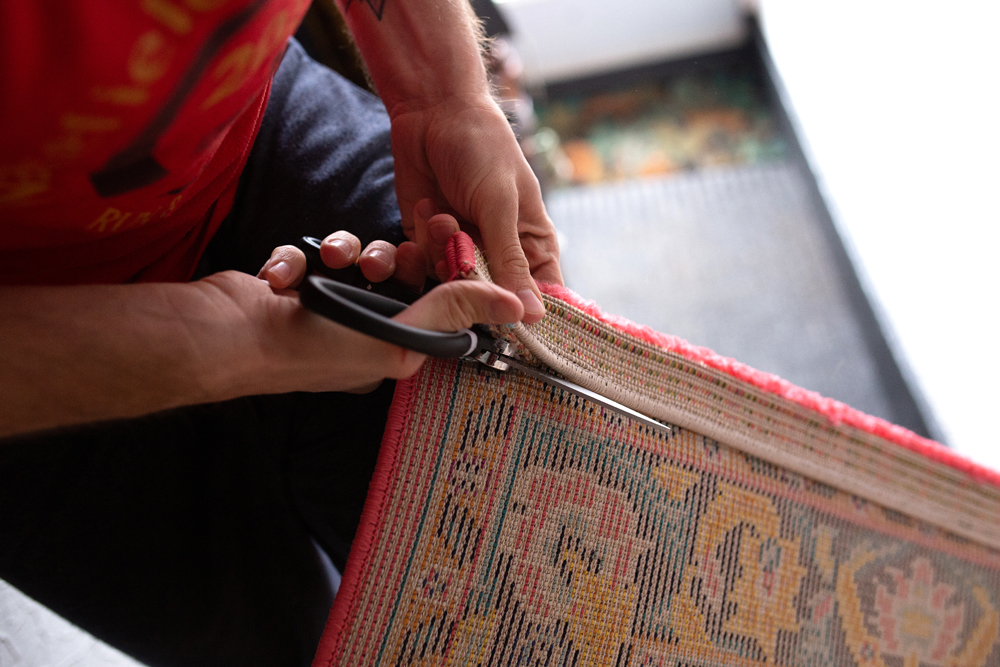 Cutting carpet so that it can be used as a runner on old stairs