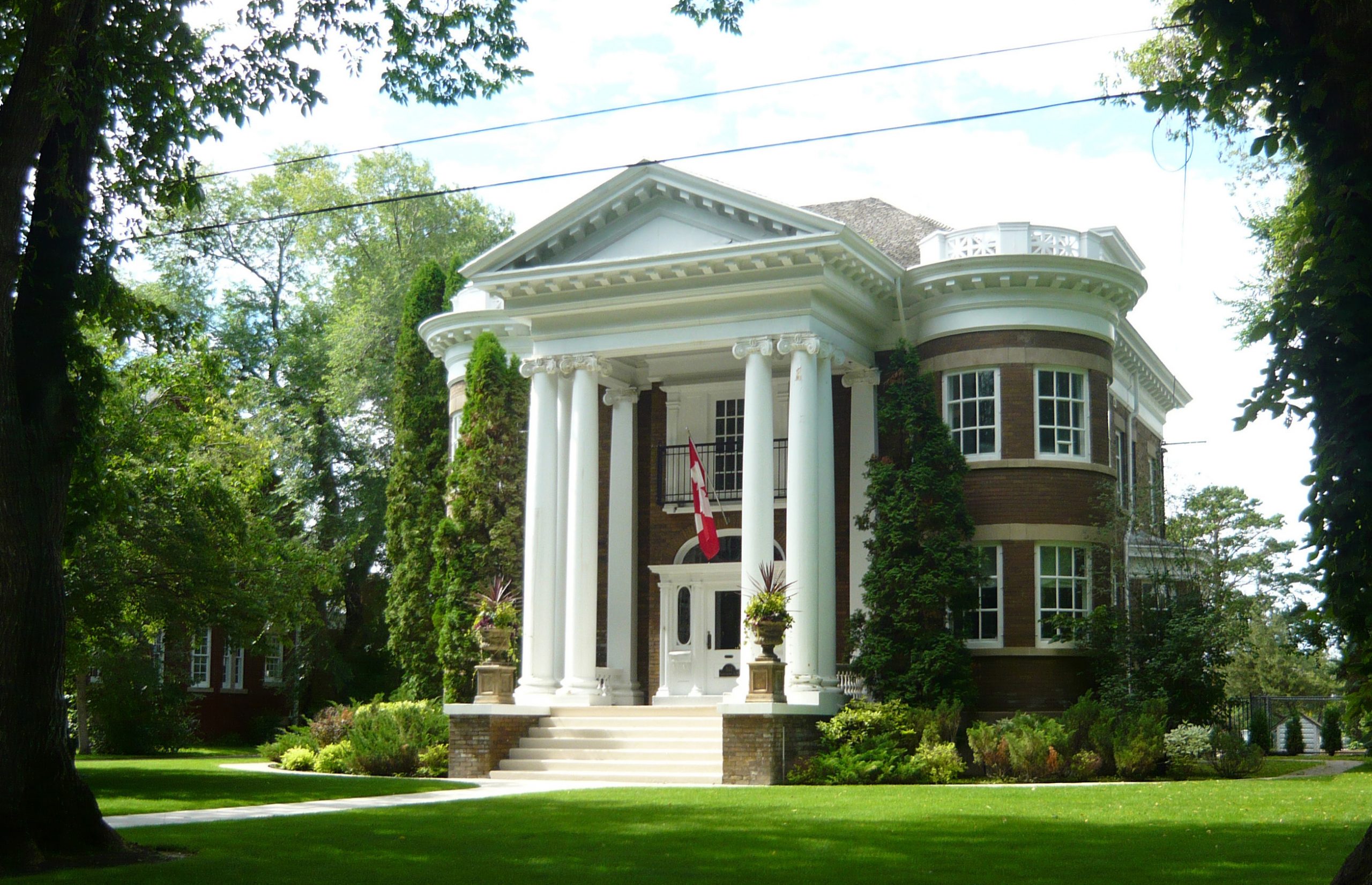 Neoclassical mansions in Saskatoon