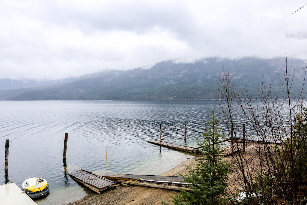 Waterfront Cottage in BC