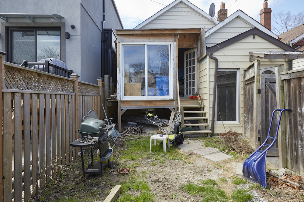 Farzana and Reyan’s backyard before the reno