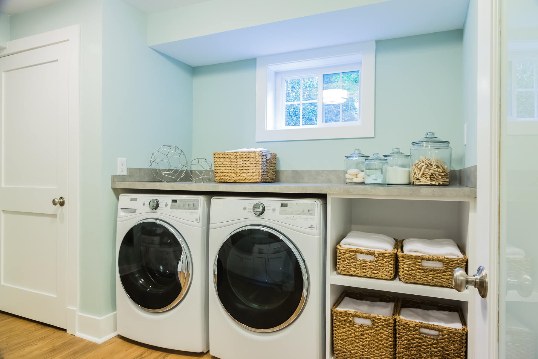 Basement laundry room design idea.