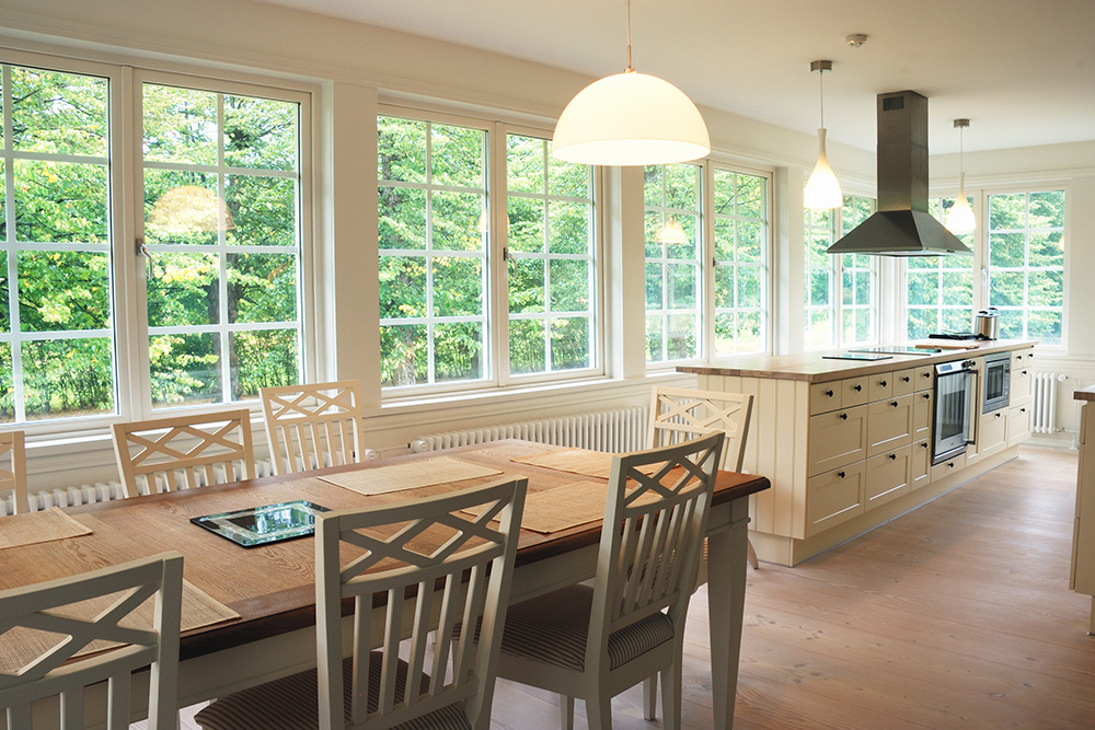 Big windows in a kitchen space