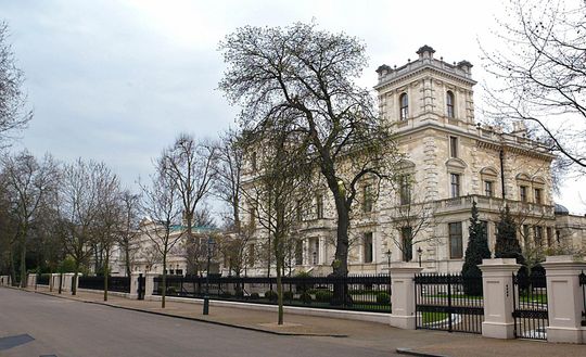 The Most Expensive Houses in the World — and Who Owns Them - Home Network