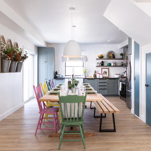 Dining room with bench and harvest table