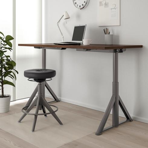 Idasen Desk in a home office