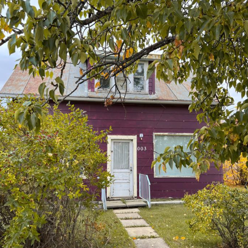 house in falher, alberta