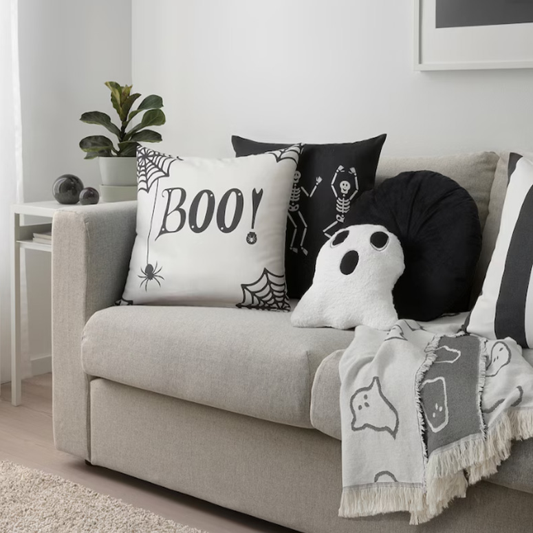 Halloween couch decorations