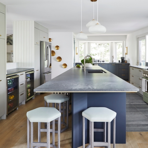 Modern kitchen with blue finishes