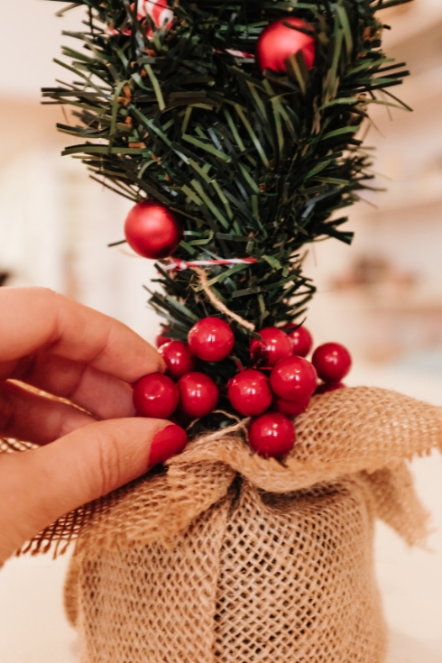 How to make a grinch Christmas tree