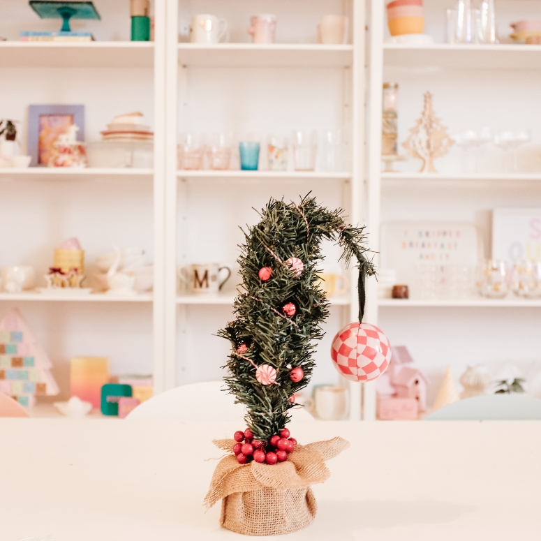 How to make a grinch Christmas tree