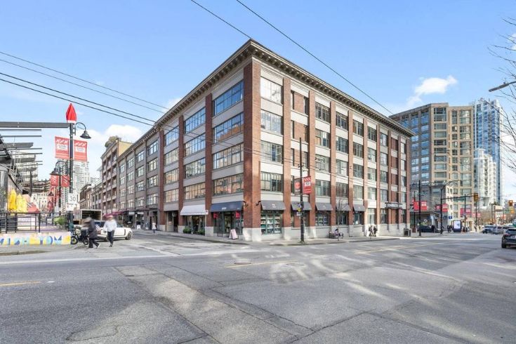 Seth Rogen's vancouver penthouse exterior