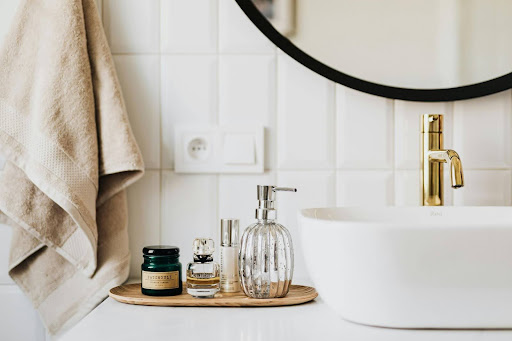 Bathroom vanity