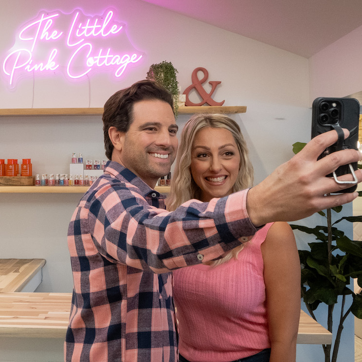 Scott McGillivray and Debra Salmoni