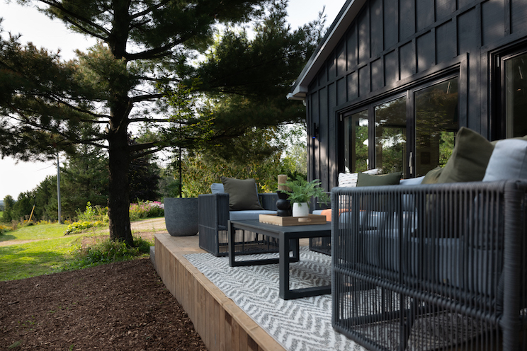 Outside deck and eating area