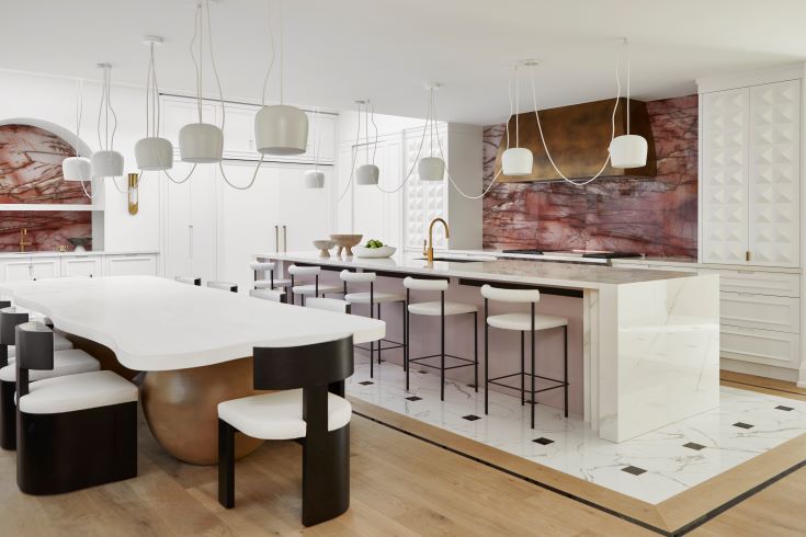 The grand kitchen of an the Ravine House 