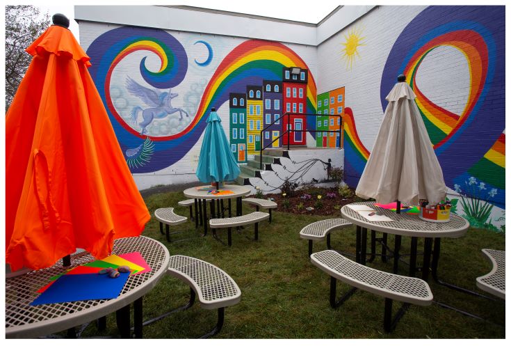 The fun and vibrant extreion of an outdoor classroom