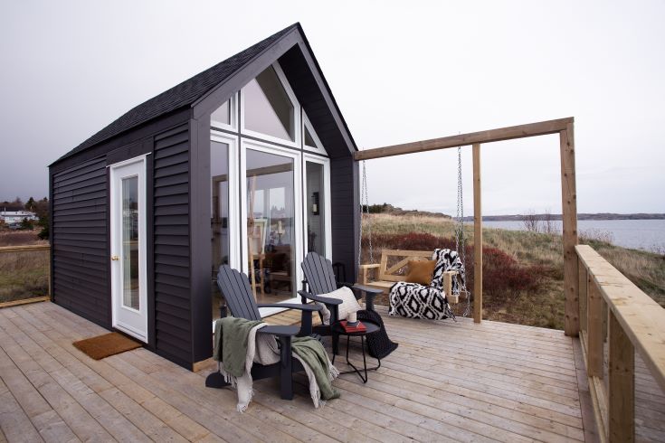 Exterior and view of the cliffside artist pod