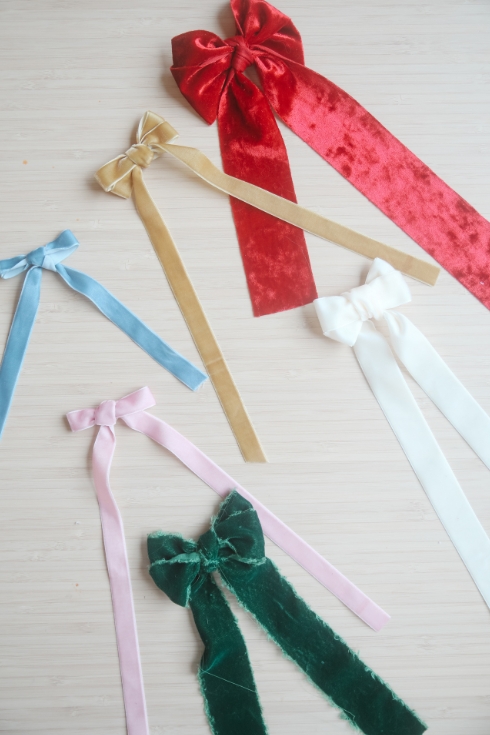 velvet bows in different colours and sizes