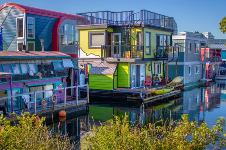 House boats