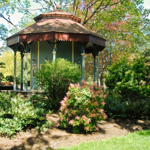 Beacon Hill Park — Victoria, BC Old fashioned wooden rotunda structure in Beacon Hill Park, Victoria, BC.